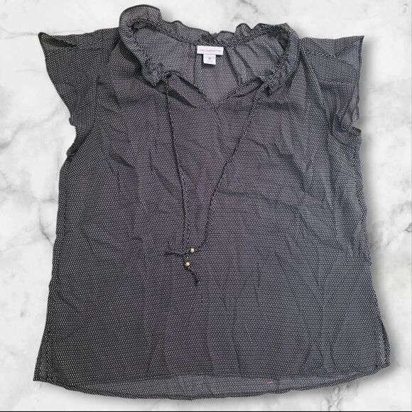 Liz Claiborne Tops - Liz Claiborne Black & White Ruffle Short Sleeve Size Medium